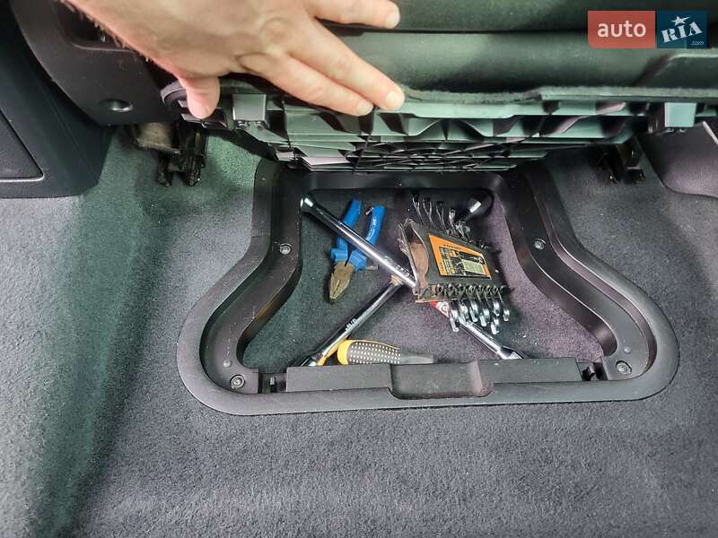 Минивэн Volkswagen Sharan 2012 в Хмельницком