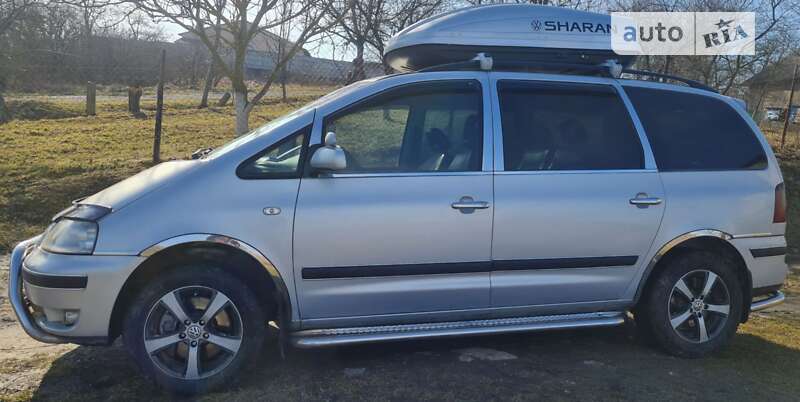 Минивэн Volkswagen Sharan 2003 в Бродах