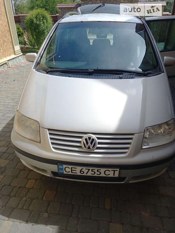 Мінівен Volkswagen Sharan 2002 в Вижниці