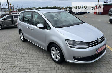 Минивэн Volkswagen Sharan 2011 в Черновцах