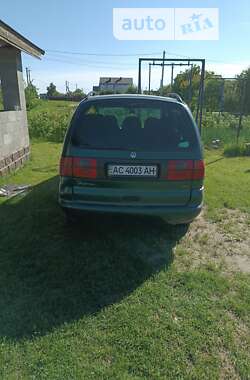 Мінівен Volkswagen Sharan 1998 в Ратному