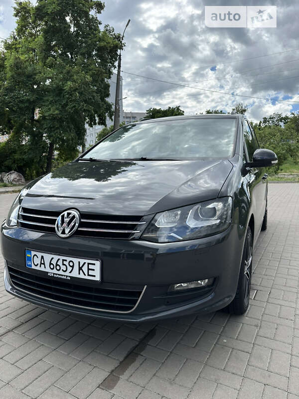 Минивэн Volkswagen Sharan 2011 в Черкассах