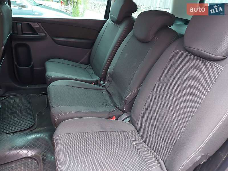 Минивэн Volkswagen Sharan 2012 в Житомире