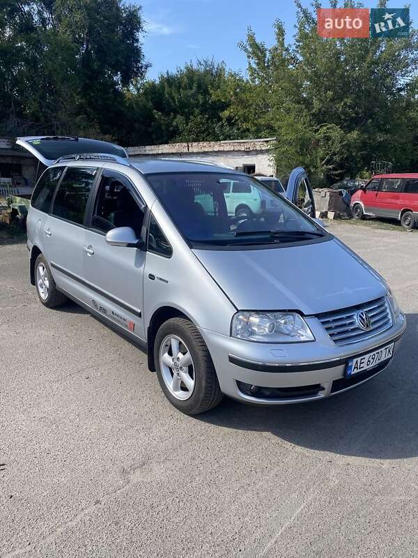 Минивэн Volkswagen Sharan 2007 в Кривом Роге фото 15 Минивэн Volkswagen Sharan 2007 в Кривом Роге