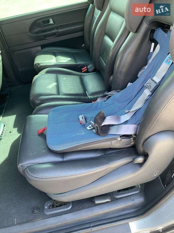 Минивэн Volkswagen Sharan 2007 в Кривом Роге фото 19 Минивэн Volkswagen Sharan 2007 в Кривом Роге