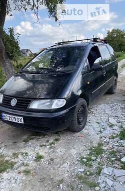 Минивэн Volkswagen Sharan 1998 в Киеве