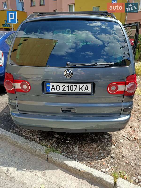 Минивэн Volkswagen Sharan 2007 в Ужгороде