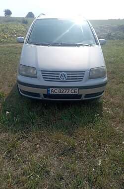 Минивэн Volkswagen Sharan 2001 в Луцке