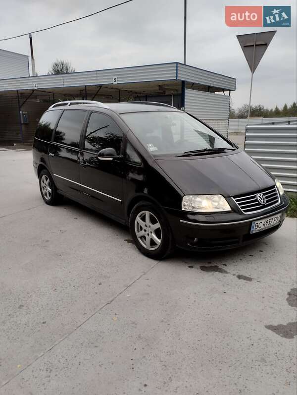 Минивэн Volkswagen Sharan 2008 в Бориславе