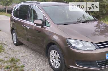 Минивэн Volkswagen Sharan 2012 в Тячеве