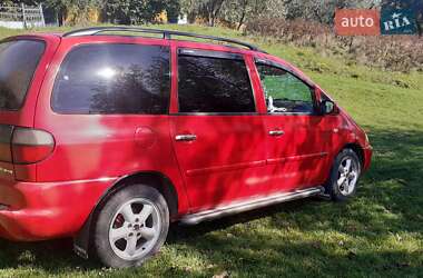 Минивэн Volkswagen Sharan 1998 в Черновцах