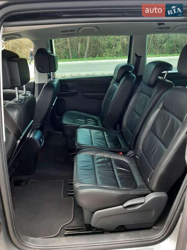 Мінівен Volkswagen Sharan 2012 в Новояворівську
