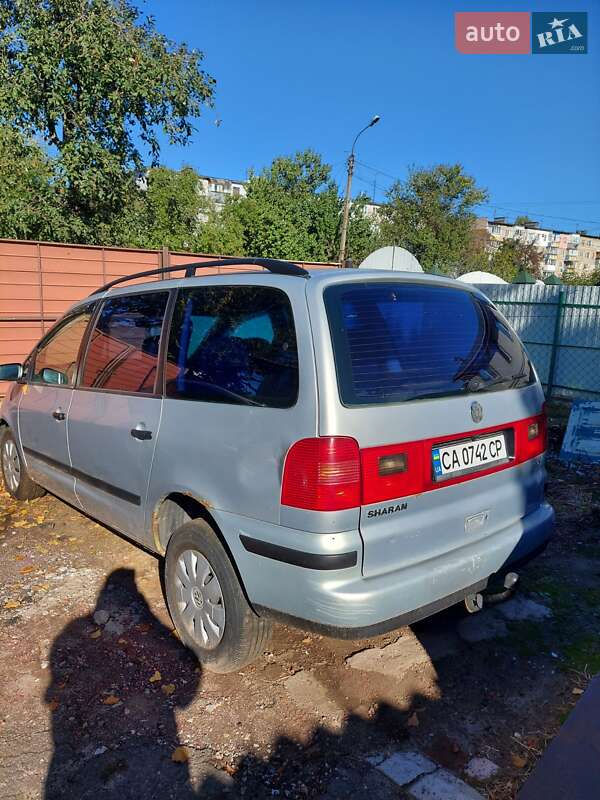 Мінівен Volkswagen Sharan 2000 в Черкасах