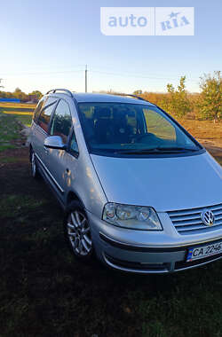 Минивэн Volkswagen Sharan 2009 в Шрамковке