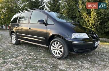 Мінівен Volkswagen Sharan 2007 в Чернівцях