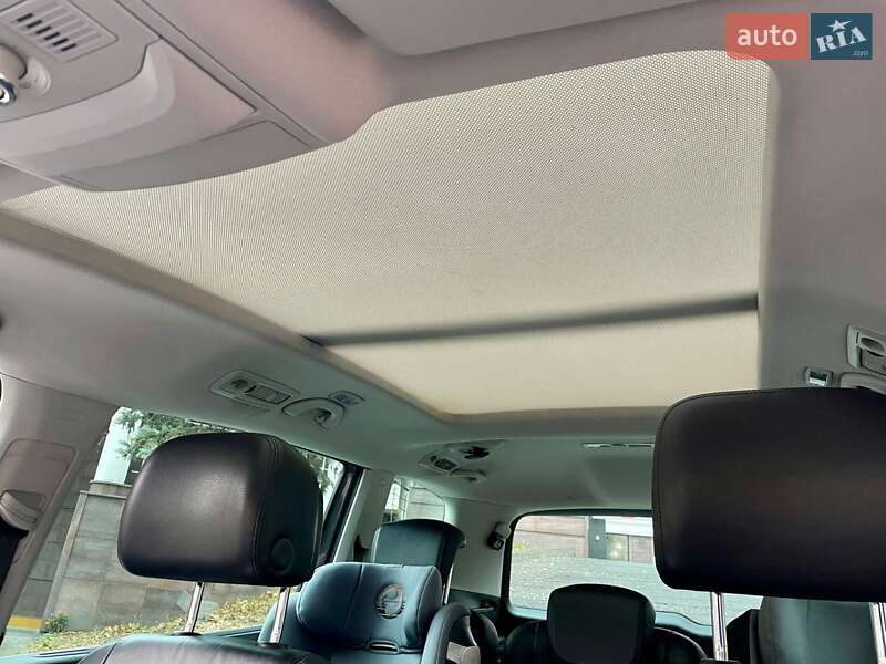 Минивэн Volkswagen Sharan 2013 в Киеве