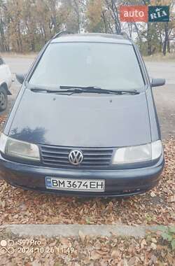 Мінівен Volkswagen Sharan 1996 в Сумах