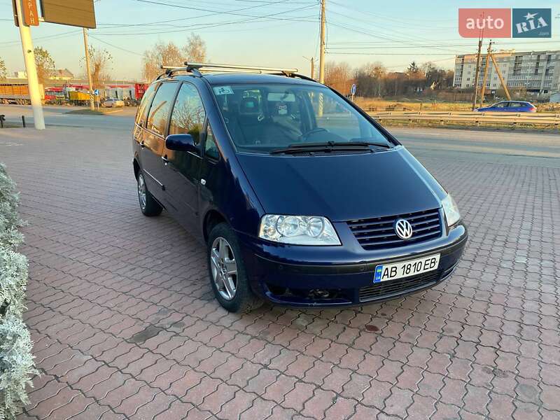 Минивэн Volkswagen Sharan 2002 в Виннице