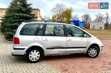 Минивэн Volkswagen Sharan 2000 в Харькове