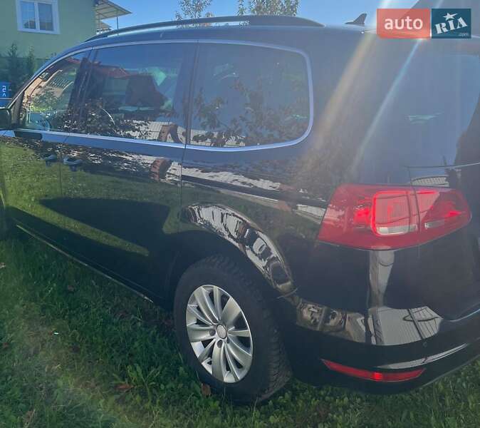 Мінівен Volkswagen Sharan 2011 в Мукачевому