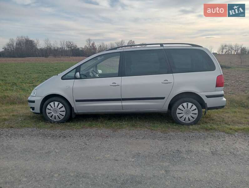 Минивэн Volkswagen Sharan 2002 в Виннице