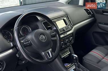 Мінівен Volkswagen Sharan 2012 в Стрию