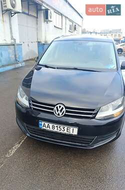 Мінівен Volkswagen Sharan 2013 в Києві