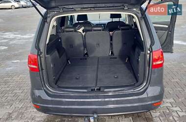 Минивэн Volkswagen Sharan 2012 в 