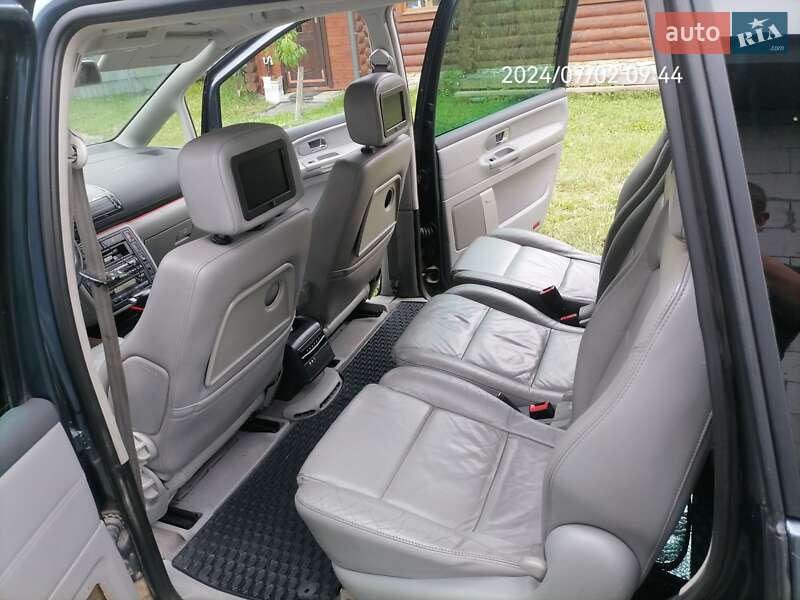 Мінівен Volkswagen Sharan 2004 в Дубні