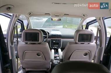 Минивэн Volkswagen Sharan 2004 в 