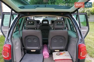 Минивэн Volkswagen Sharan 2004 в 