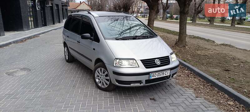 Минивэн Volkswagen Sharan 2001 в Ужгороде