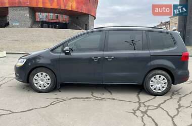 Минивэн Volkswagen Sharan 2011 в 