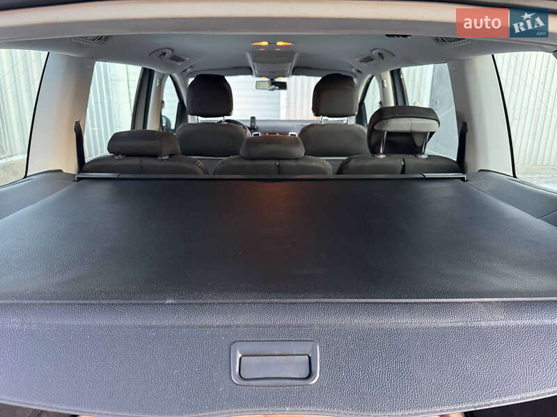 Мінівен Volkswagen Sharan 2014 в Радомишлі