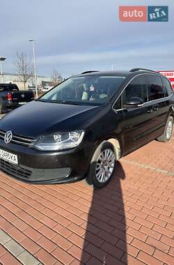 Минивэн Volkswagen Sharan 2010 в Рахове