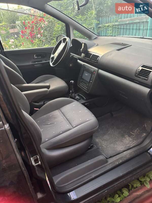 Минивэн Volkswagen Sharan 2010 в Виннице