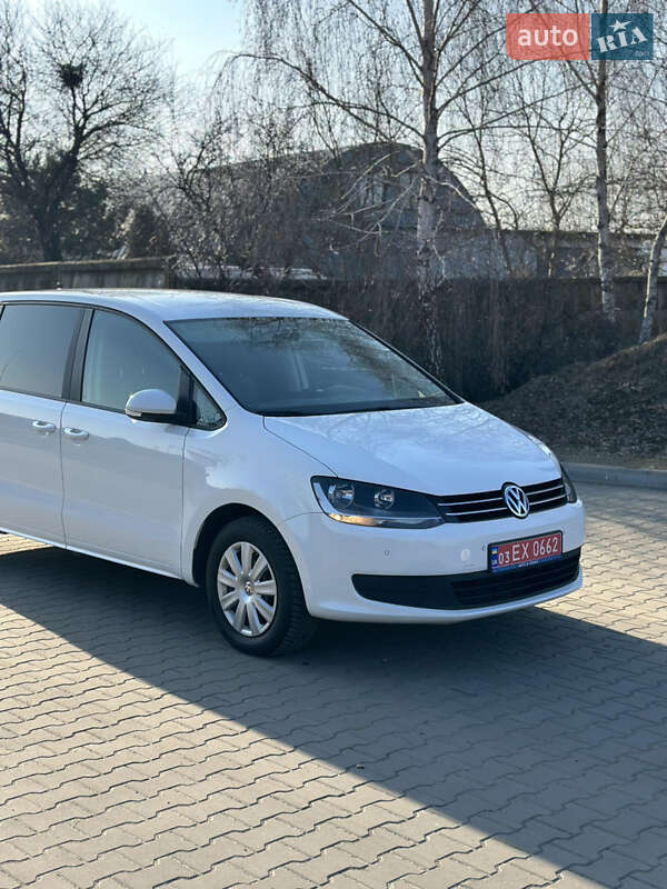 Мінівен Volkswagen Sharan 2013 в Луцьку