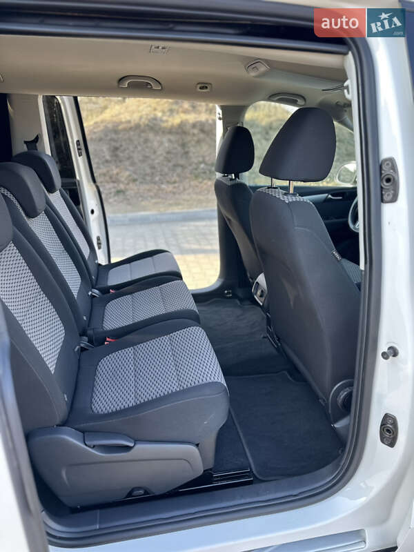 Мінівен Volkswagen Sharan 2013 в Луцьку