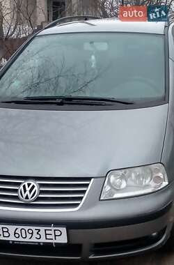 Минивэн Volkswagen Sharan 2004 в Чернигове