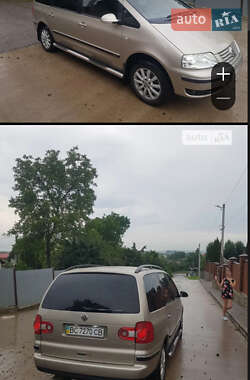 Минивэн Volkswagen Sharan 2007 в 