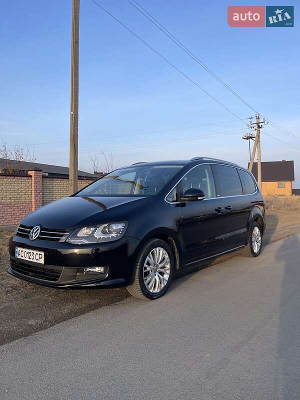 Минивэн Volkswagen Sharan 2011 в Луцке