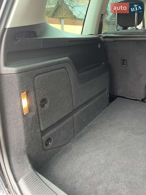 Минивэн Volkswagen Sharan 2011 в Луцке