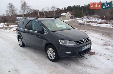 Минивэн Volkswagen Sharan 2011 в Харькове