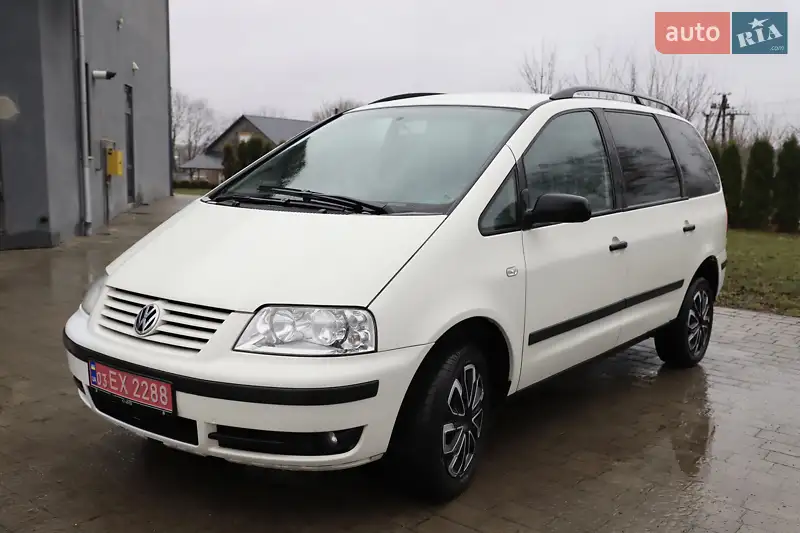 Минивэн Volkswagen Sharan 2001 в 