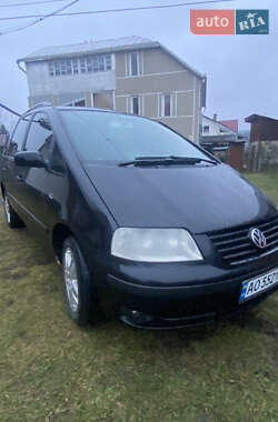 Мінівен Volkswagen Sharan 2002 в Делятині