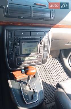 Минивэн Volkswagen Sharan 2005 в 