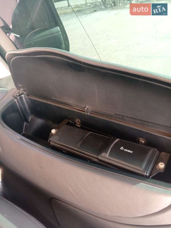 Минивэн Volkswagen Sharan 2005 в Житомире