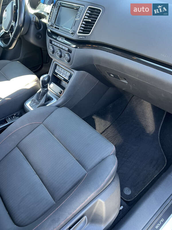 Минивэн Volkswagen Sharan 2018 в Запорожье