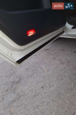 Минивэн Volkswagen Sharan 2001 в 