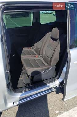 Минивэн Volkswagen Sharan 2017 в 